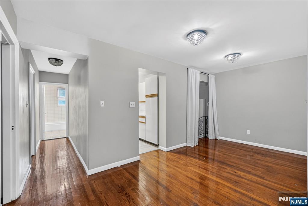 19 Lyons, Unit 204 Newark, NJ 07112 - Photo 2 of 21
