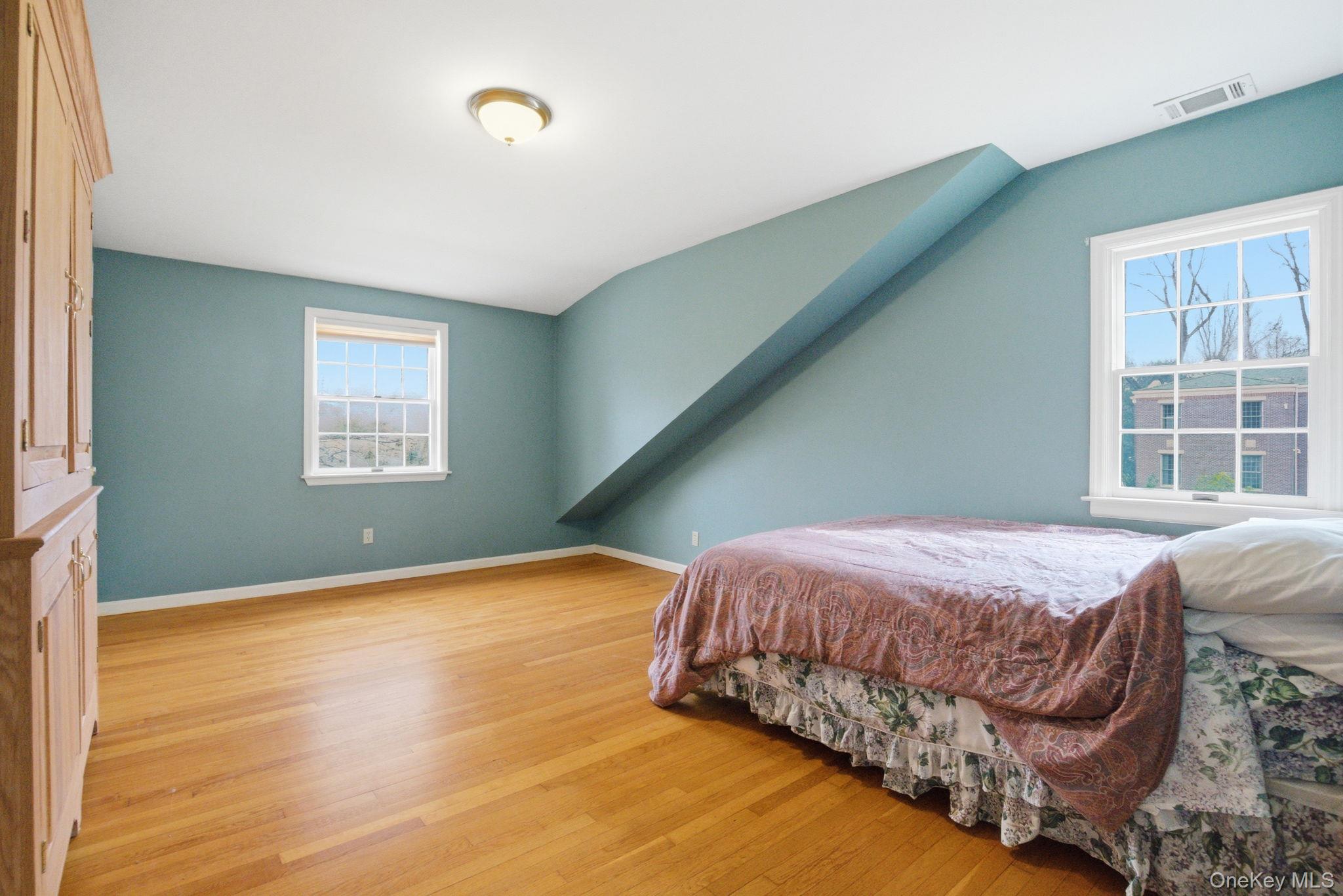 80 Roaring Brook Road Chappaqua, NY 10514 - Photo 25 of 42