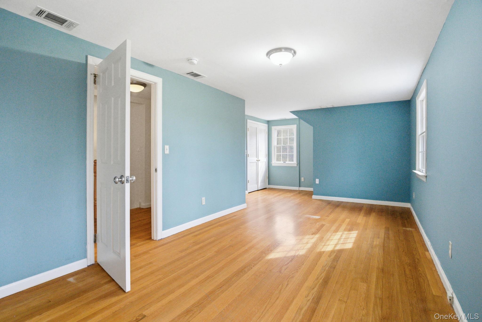 80 Roaring Brook Road Chappaqua, NY 10514 - Photo 26 of 42