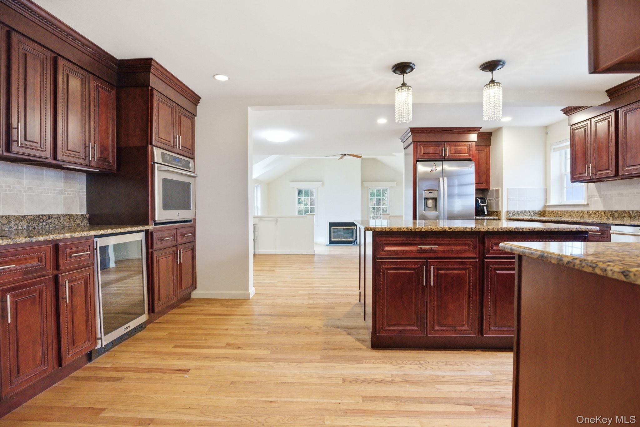 80 Roaring Brook Road Chappaqua, NY 10514 - Photo 8 of 42