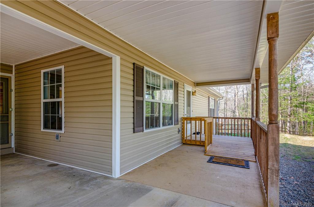 125 Sunkist Road Brevard, NC 28712 - Photo 2 of 24 Gallery Image 2
