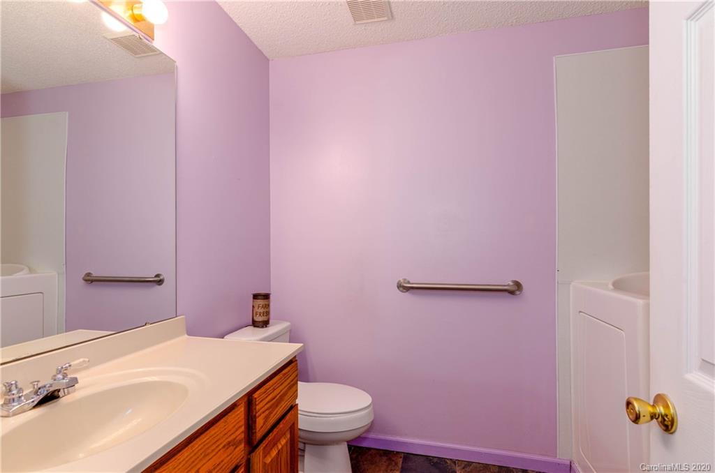 125 Sunkist Road Brevard, NC 28712 - Photo 13 of 24 Gallery Image 13