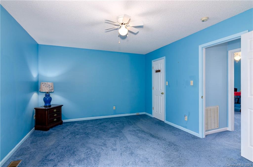 125 Sunkist Road Brevard, NC 28712 - Photo 14 of 24 Gallery Image 14