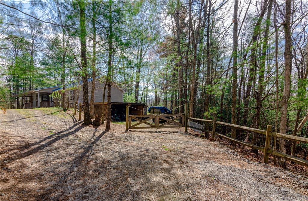 125 Sunkist Road Brevard, NC 28712 - Photo 20 of 24 Gallery Image 20