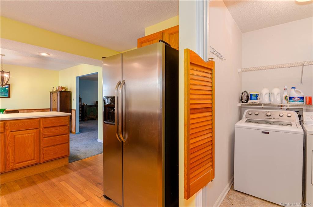 125 Sunkist Road Brevard, NC 28712 - Photo 9 of 24 Gallery Image 9