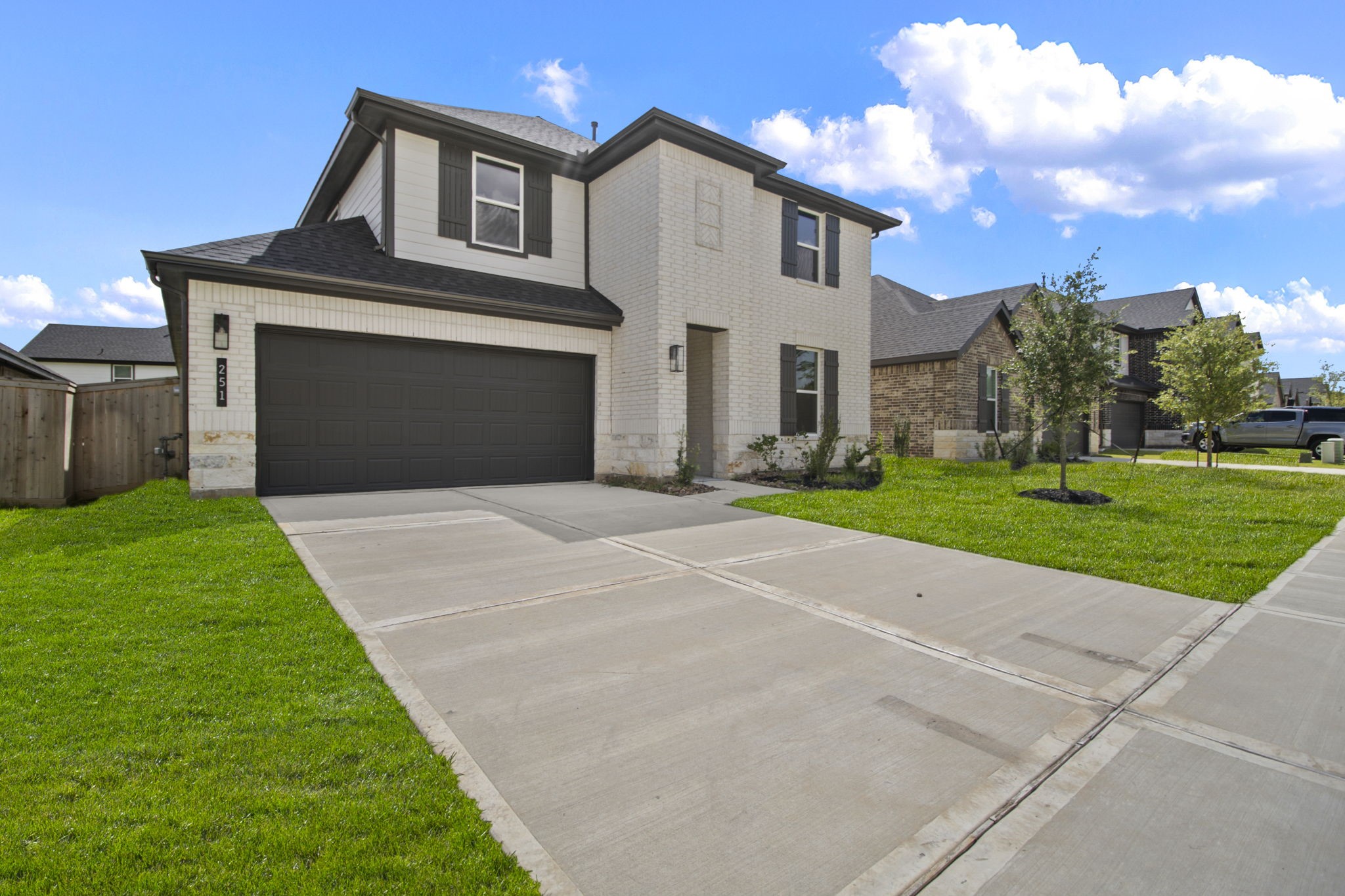 251 Springfield Terrace Drive Conroe, TX 77304 - Photo 2 of 33