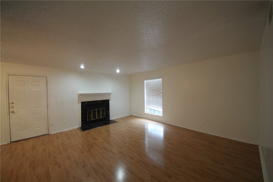 2401 Leon Street, Unit 200 Austin, TX 78705 - Photo 3 of 10
