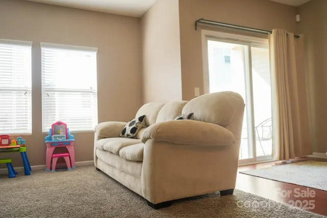 $279,900 | 14411 Glendon Hall Lane, Charlotte, NC 28262