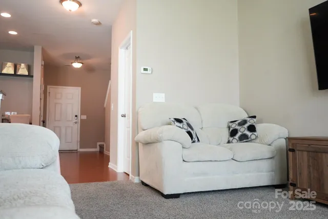 $279,900 | 14411 Glendon Hall Lane, Charlotte, NC 28262