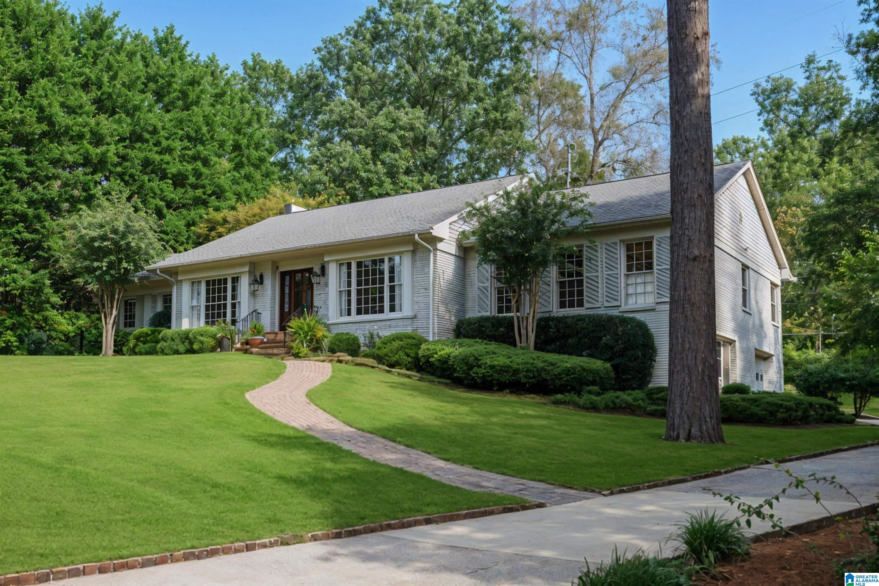 3696 Rockhill Road Birmingham, AL 35223 - Photo 3 of 54