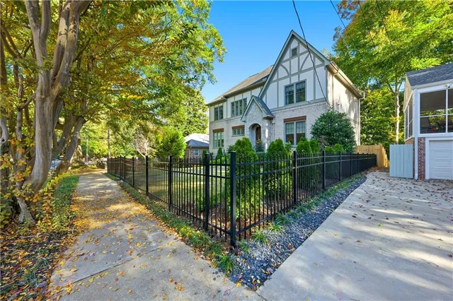 $1,600,000 | 1295 Cumberland Road Northeast, Atlanta, GA 30306