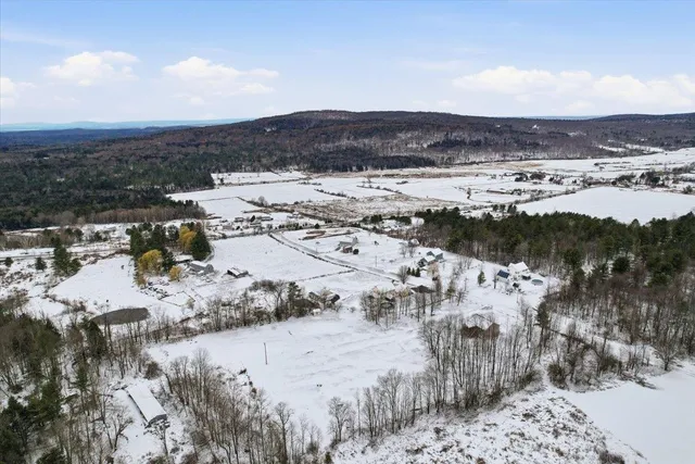 $435,000 | 39 Ridgeview Road, Fairfax, VT 05454