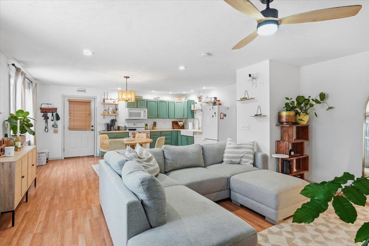 39 Ridgeview Road Fairfax, VT 05454 - Photo 5 of 38