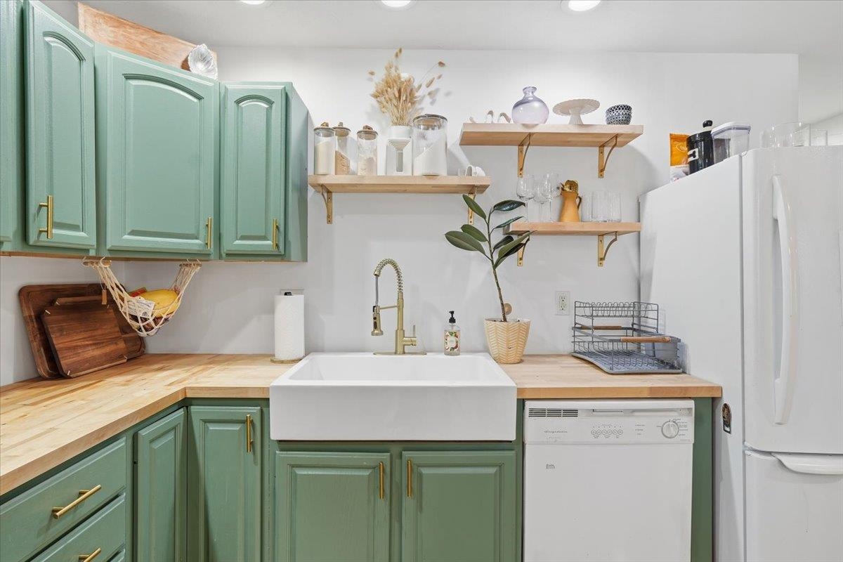 39 Ridgeview Road Fairfax, VT 05454 - Photo 9 of 38