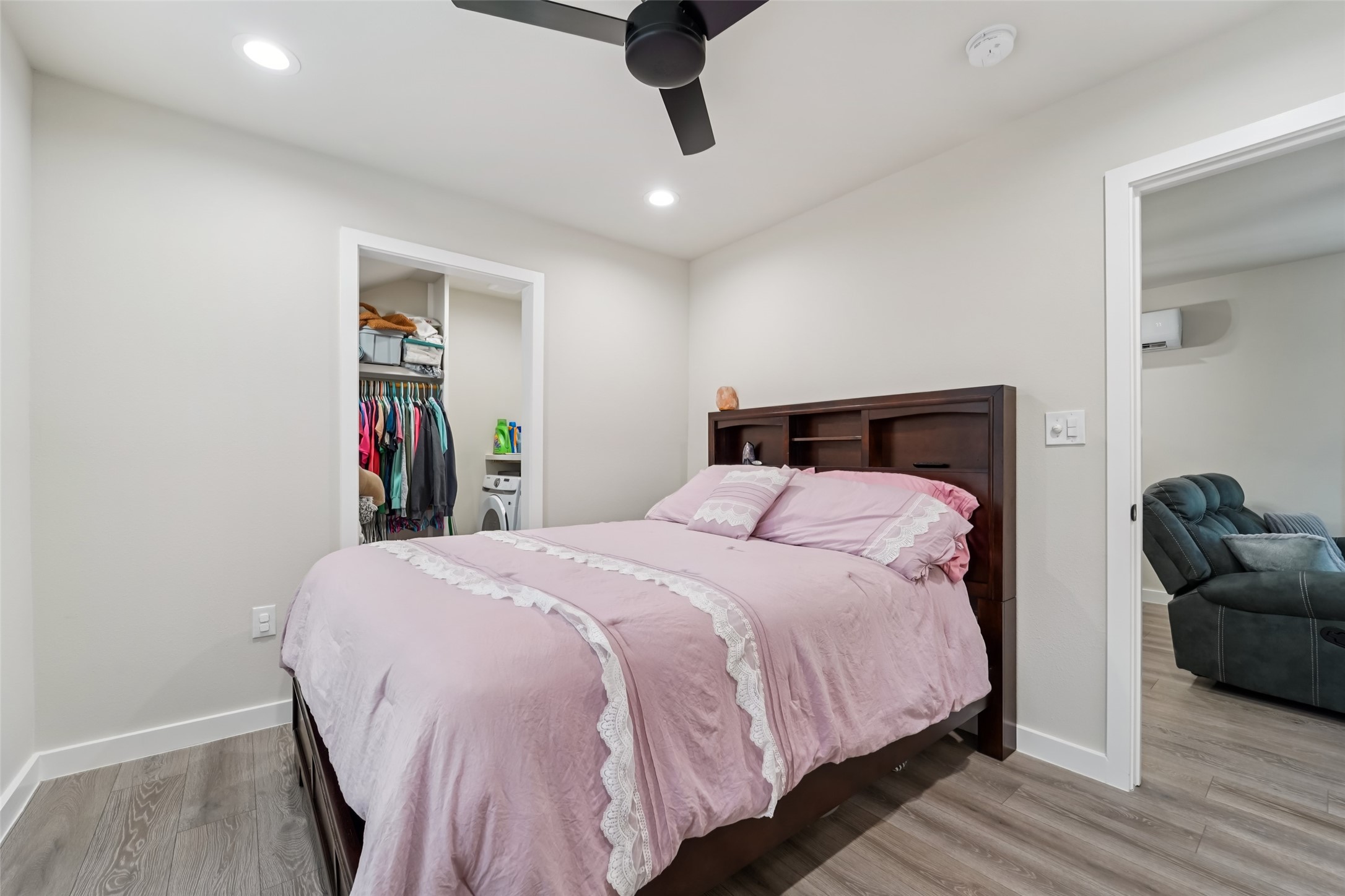 6 Rockingham Place Conroe, TX 77304 - Photo 27 of 35