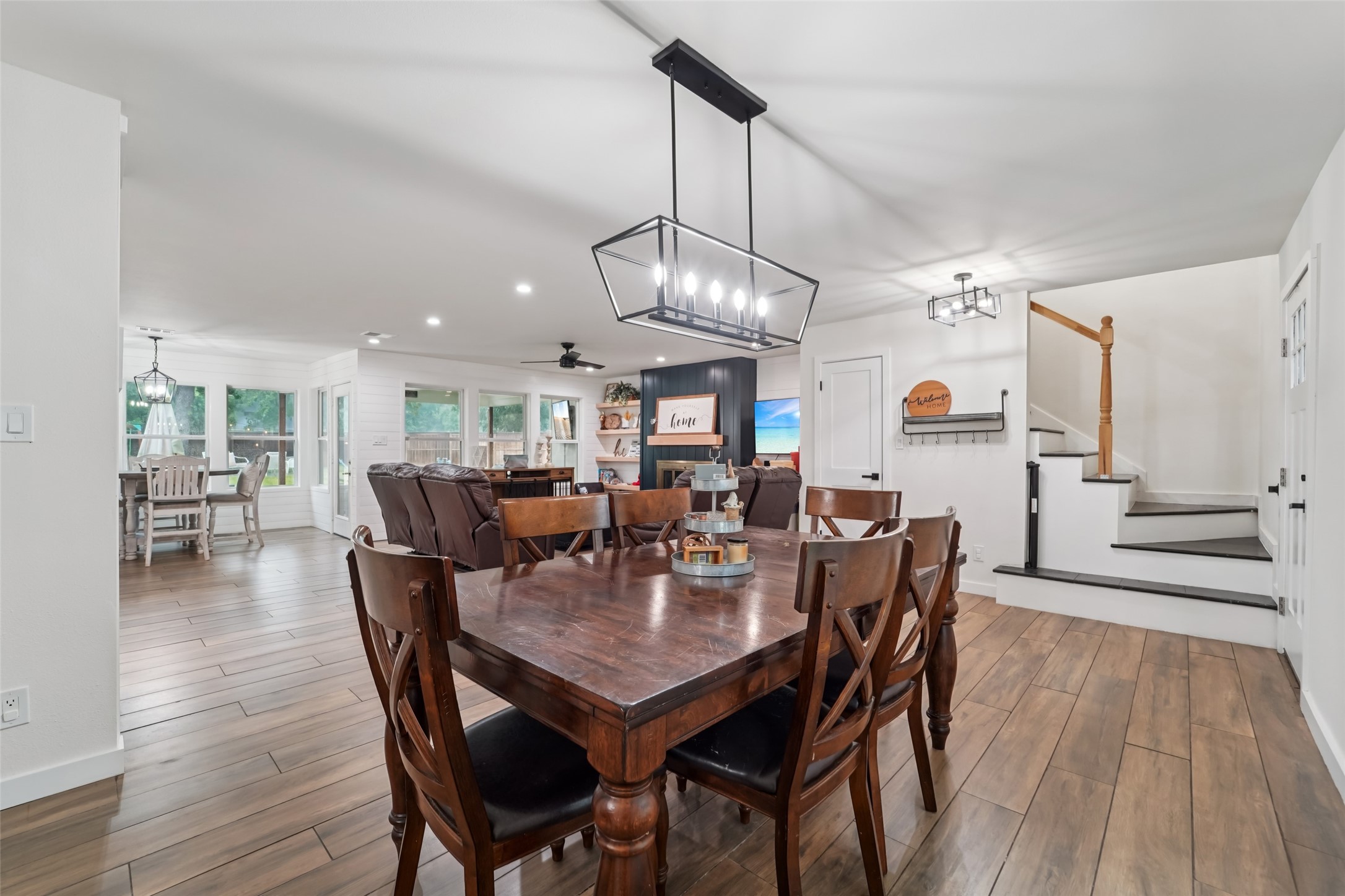 6 Rockingham Place Conroe, TX 77304 - Photo 9 of 35