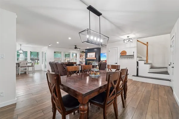 $429,000 | 6 Rockingham Place, Conroe, TX 77304