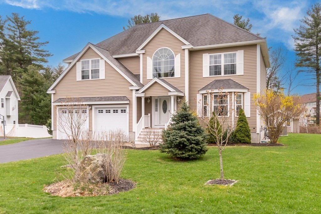 17 Arrowhead Circle Rowley, MA 01969 - Photo 3 of 42