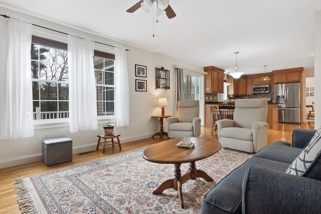 17 Arrowhead Circle Rowley, MA 01969 - Photo 9 of 42