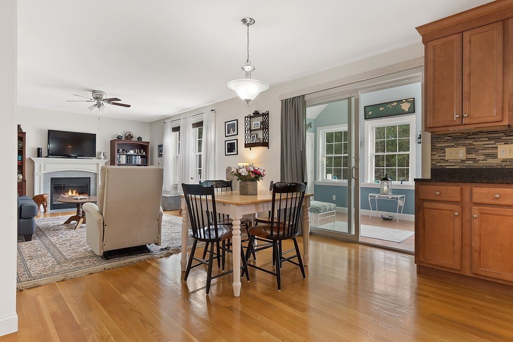 17 Arrowhead Circle Rowley, MA 01969 - Photo 10 of 42