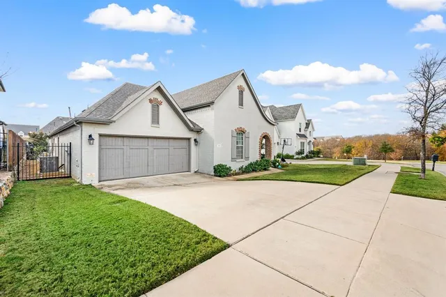 a view of outdoor space yard and garage