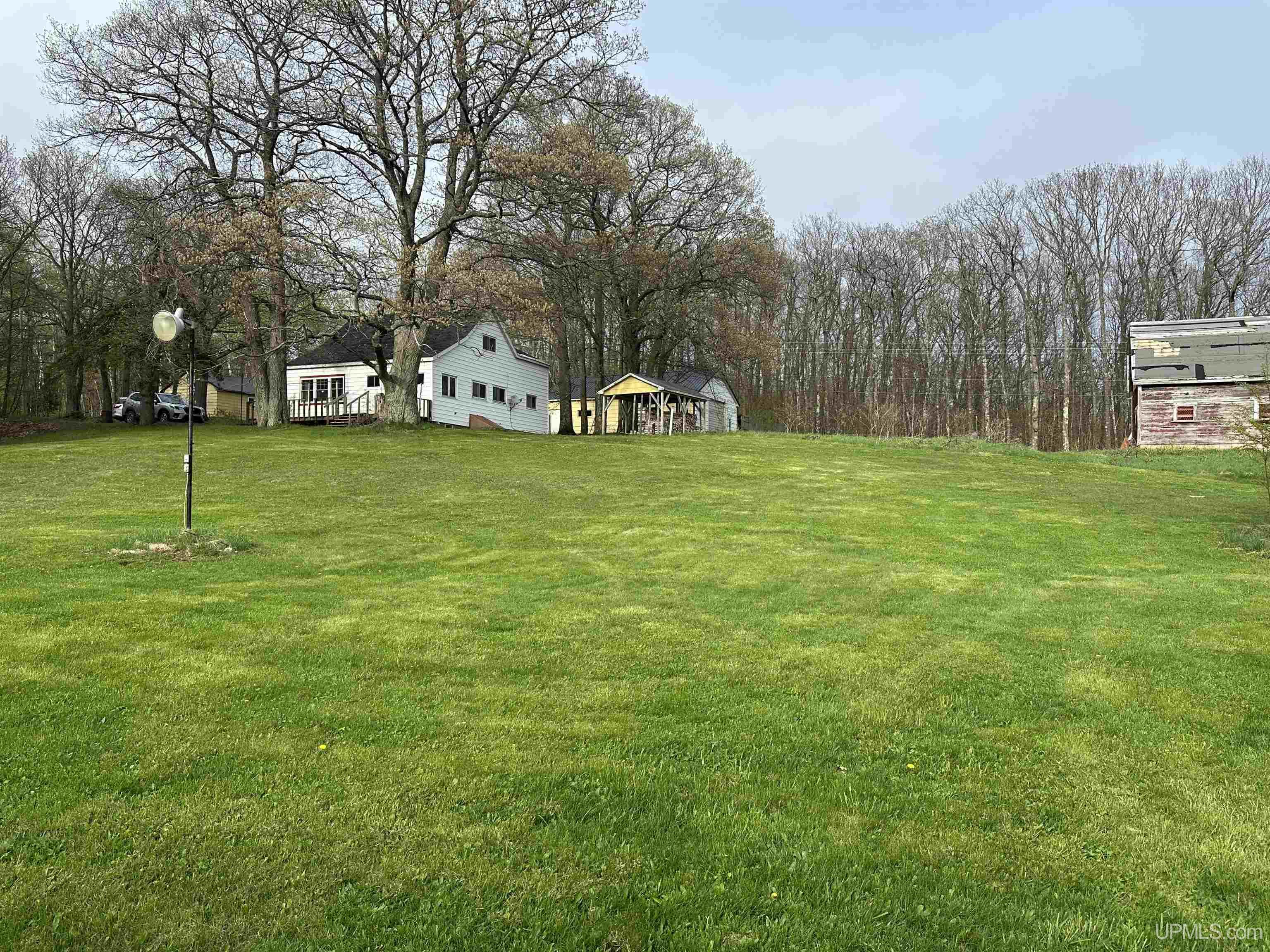 310 Indianhead Road Wakefield, MI 49968 - Photo 7 of 36