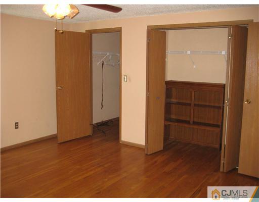 4803 Hana Road Edison, NJ 08817 - Photo 12 of 21
