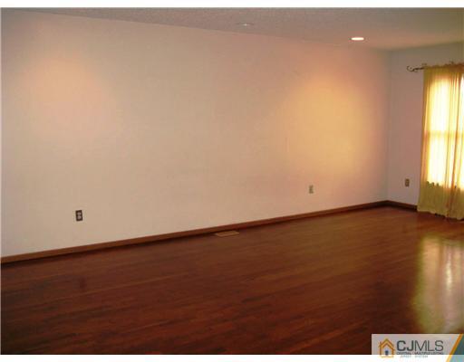 4803 Hana Road Edison, NJ 08817 - Photo 19 of 21