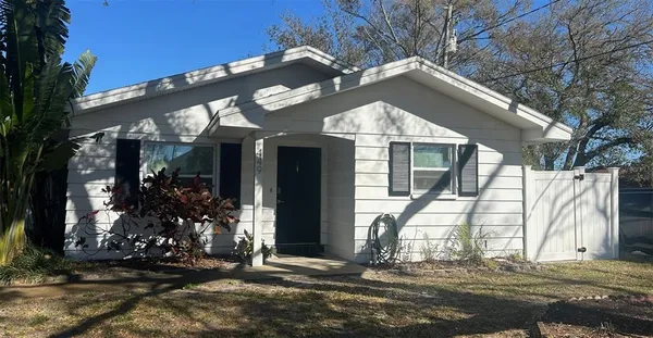 $1,900 | 449 Jewel Court, Unit 3, Belleair Bluffs, FL 33770