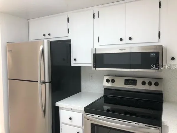 $1,900 | 449 Jewel Court, Unit 3, Belleair Bluffs, FL 33770