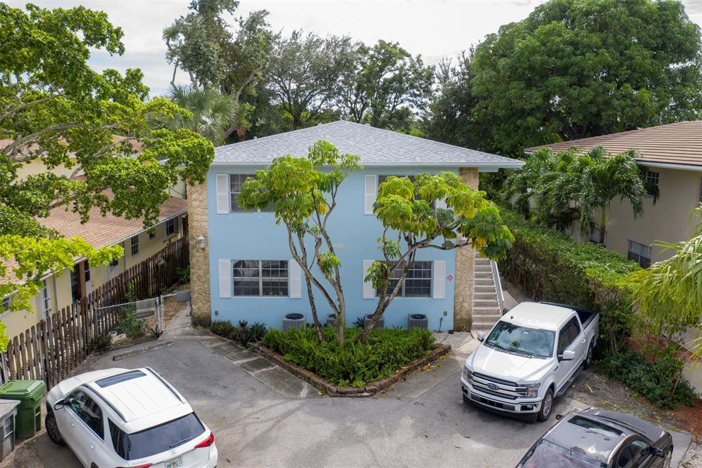 808 Southeast 13th Street, Unit 2 Fort Lauderdale, FL 33316 - Photo 17 of 22 a view of a patio in backyard