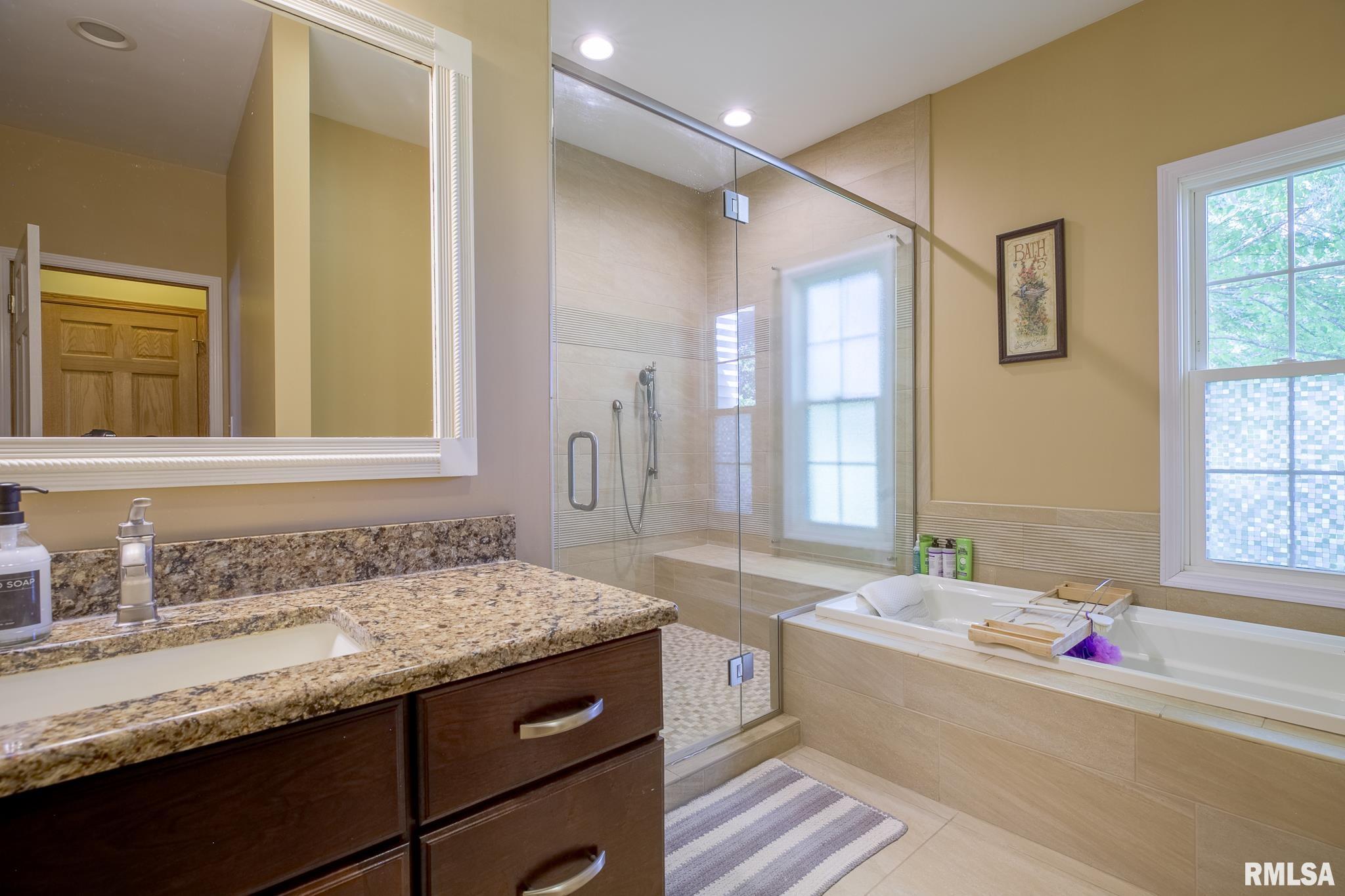 3220 East Cloverdale Road Chillicothe, IL 61523 - Photo 36 of 58 Gallery Image 36