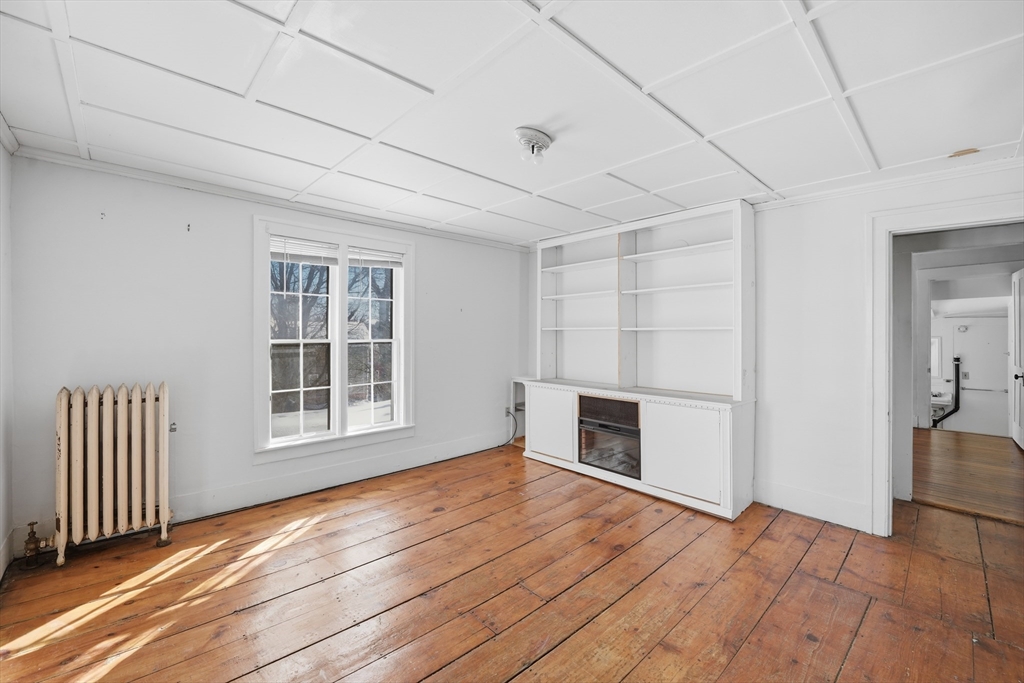 98 Conway Street Greenfield, MA 01301 - Photo 25 of 41