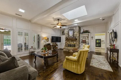 $839,000 | 6306 Oakleaf Road, Dallas, TX 75248