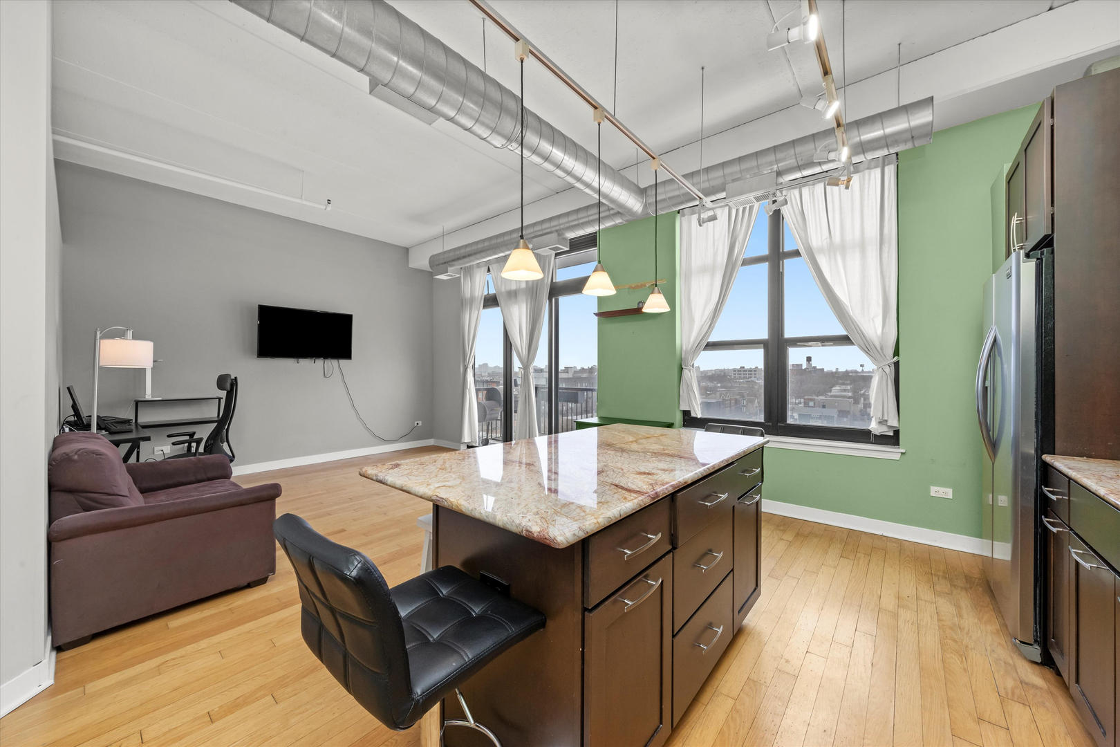 833 West 15th Place, Unit 711 Chicago, IL 60608 - Photo 6 of 28