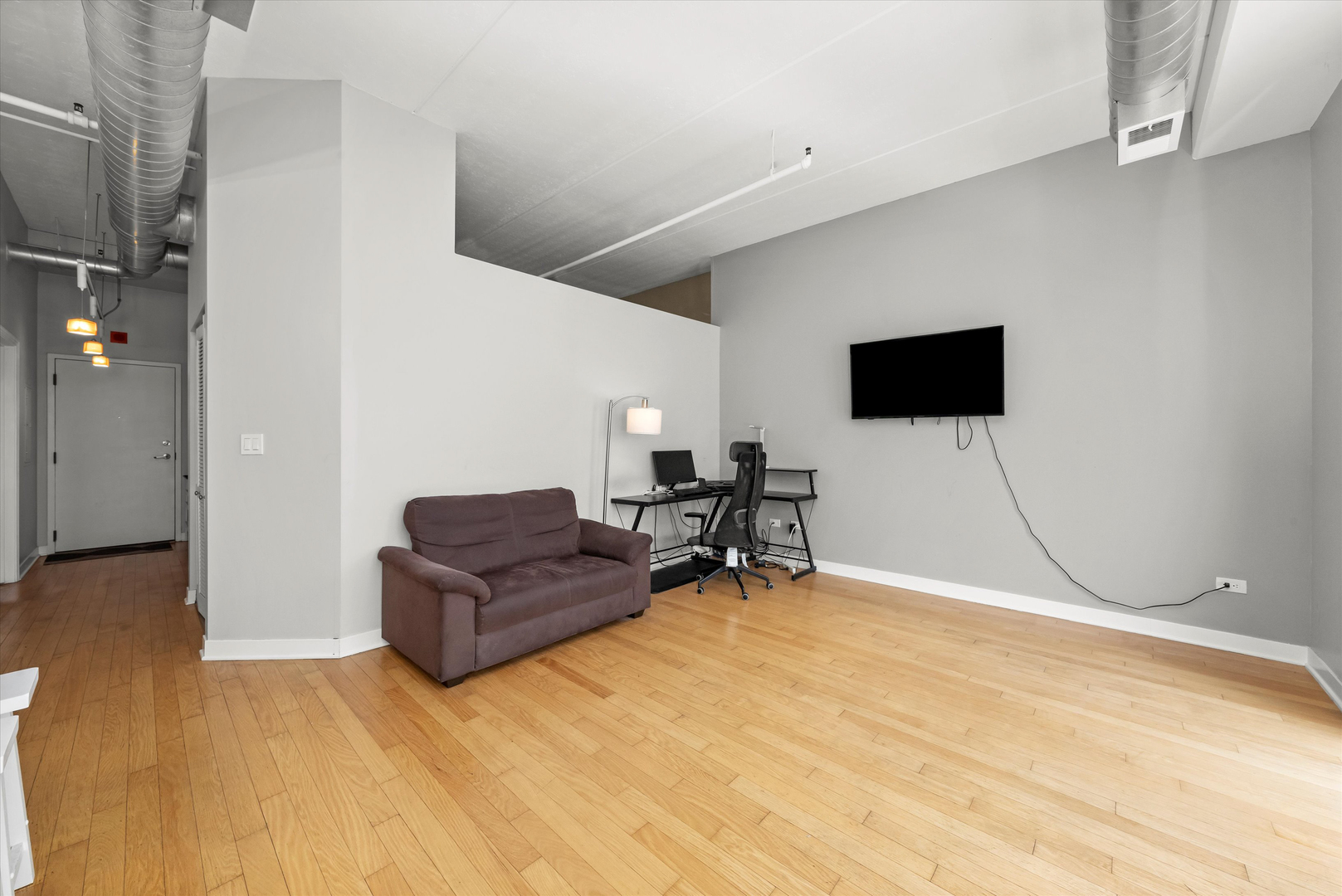 833 West 15th Place, Unit 711 Chicago, IL 60608 - Photo 8 of 28