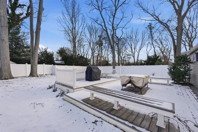 $589,999 | 1039 Sipp Avenue, Medford, NY 11763