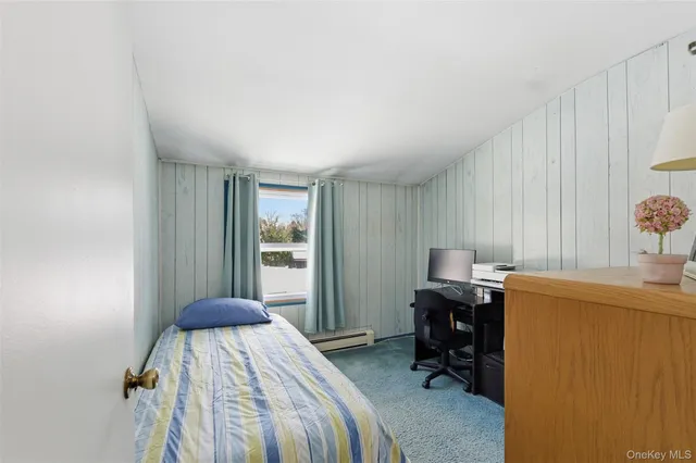 $589,999 | 1039 Sipp Avenue, Medford, NY 11763