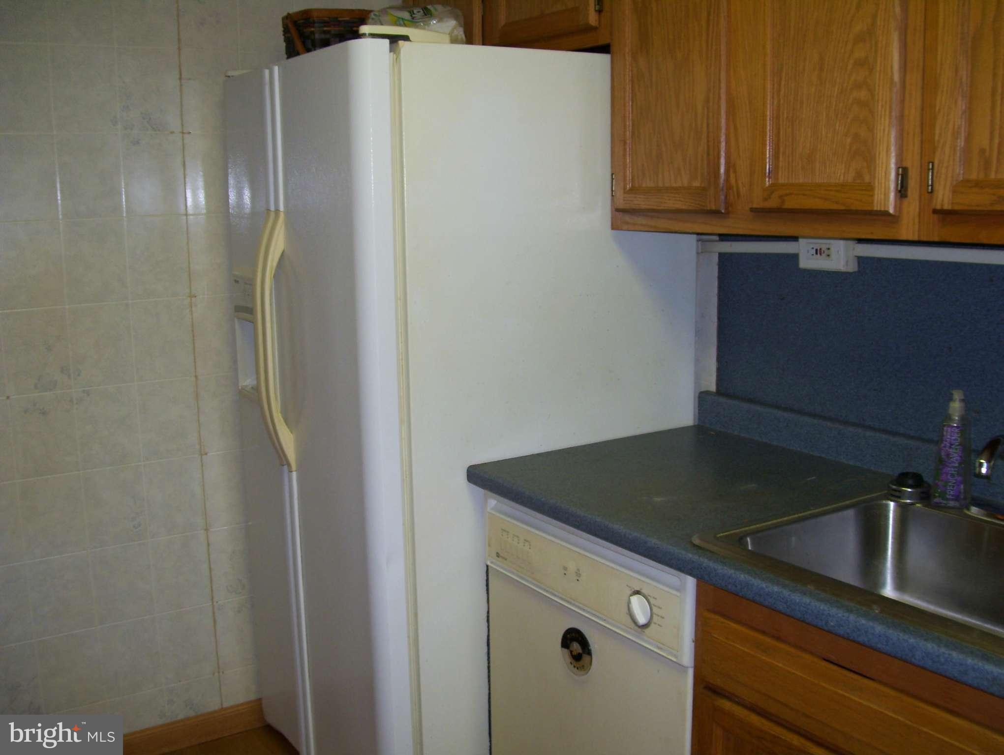 74 Wiltshire Road Baltimore, MD 21221 - Photo 6 of 11