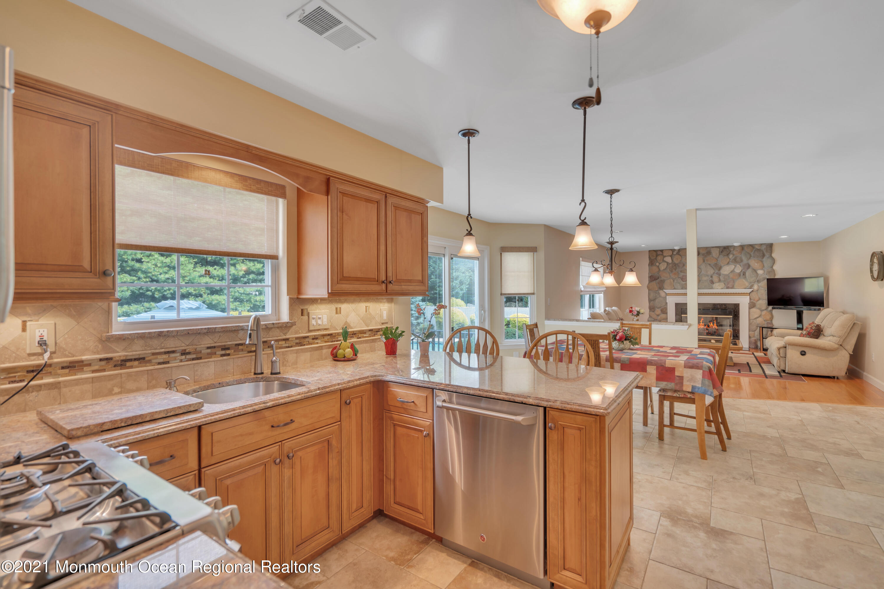 311 MacKenzie Drive Jackson, NJ 08527 - Photo 19 of 49 028_dsc08073