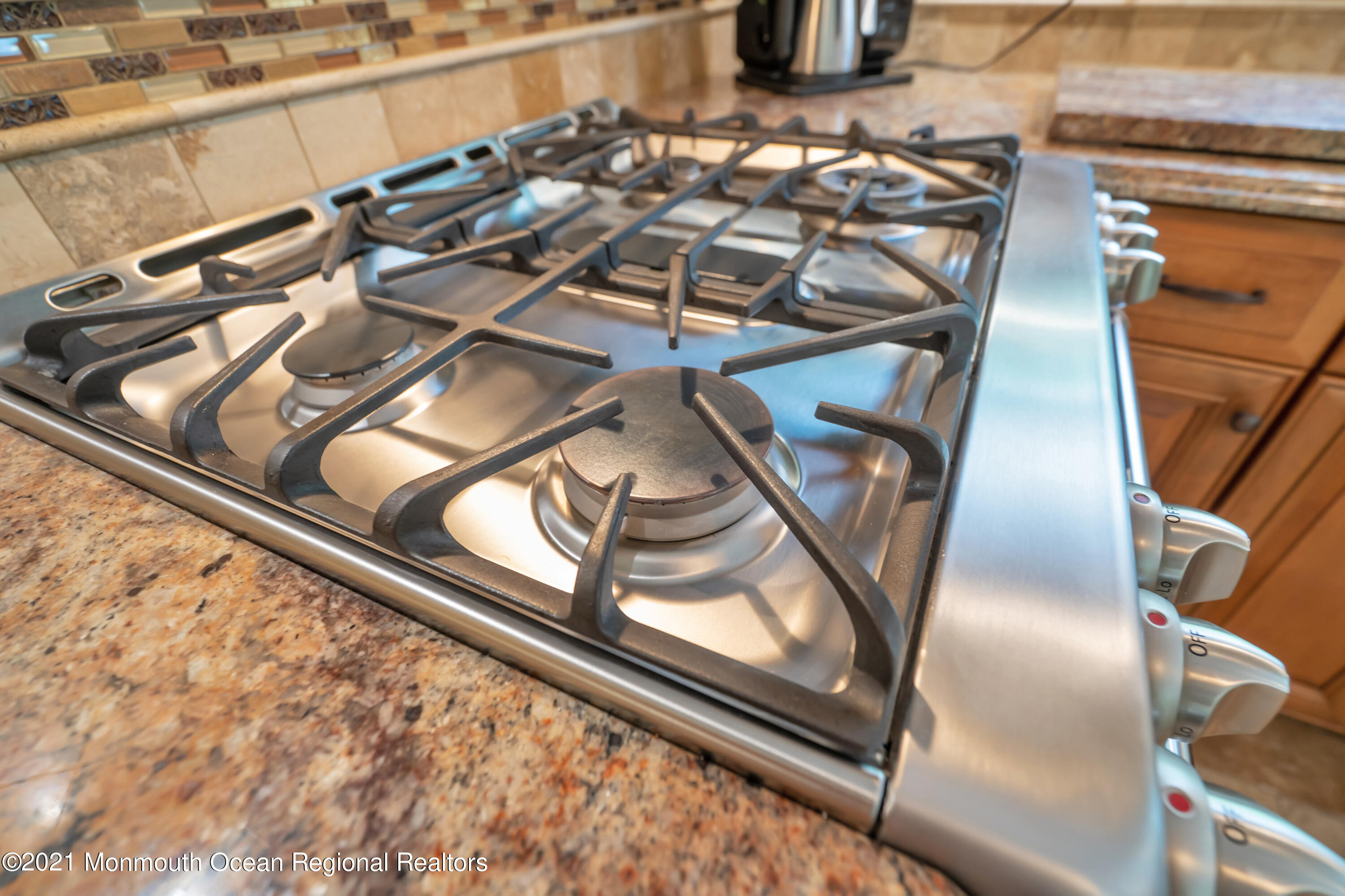 311 MacKenzie Drive Jackson, NJ 08527 - Photo 22 of 49 037_dsc08274