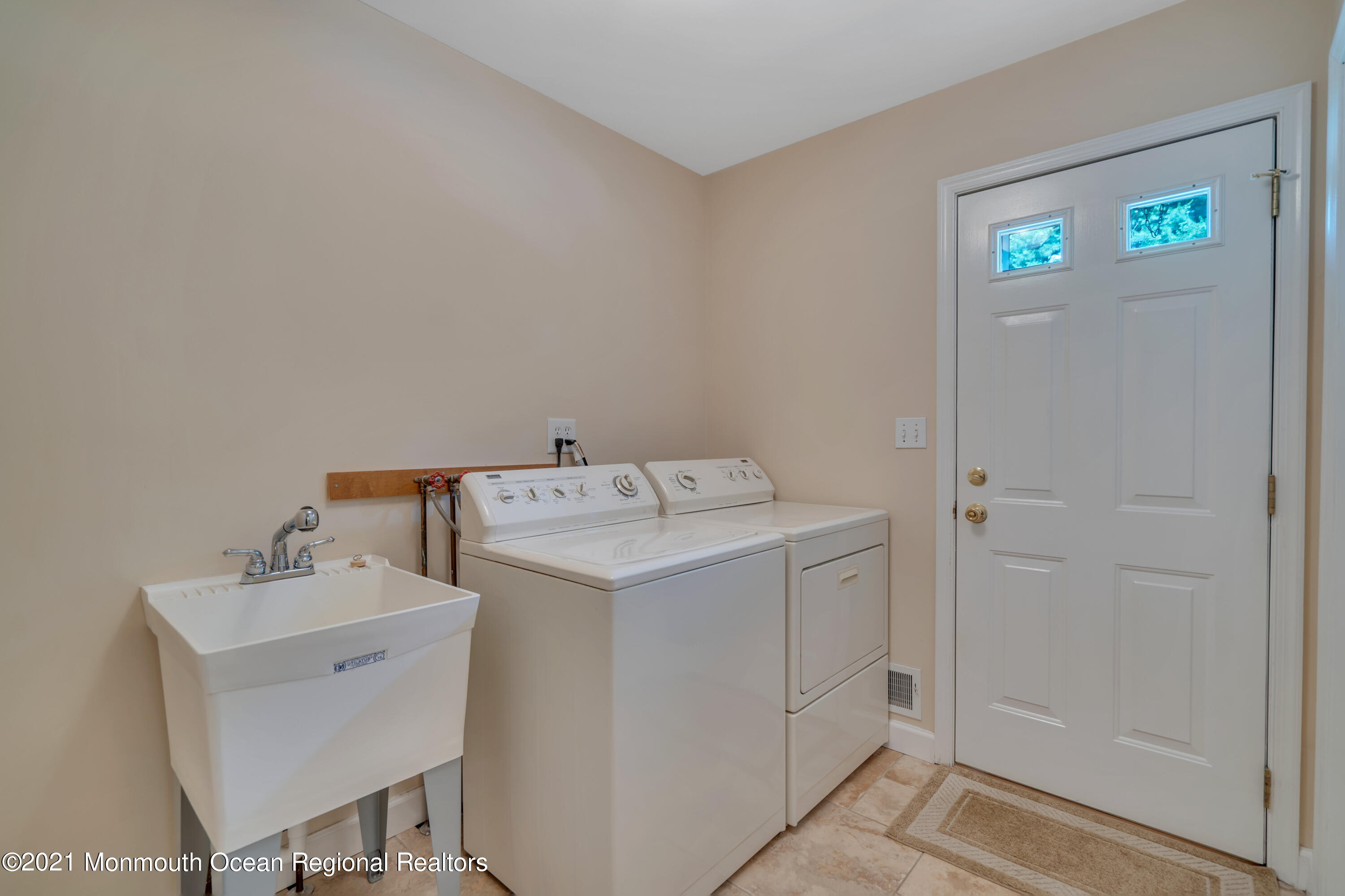 311 MacKenzie Drive Jackson, NJ 08527 - Photo 27 of 49 018_dsc08098