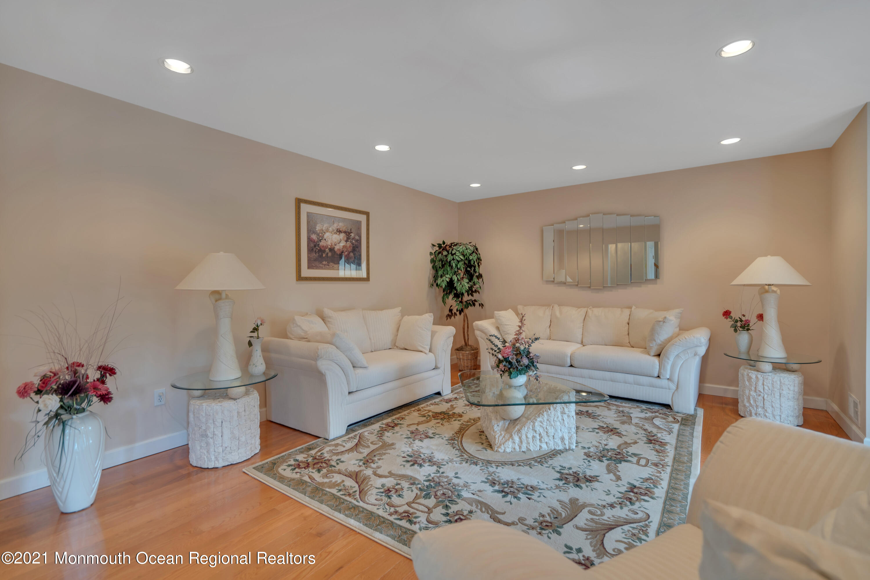 311 MacKenzie Drive Jackson, NJ 08527 - Photo 4 of 49 010_dsc08128