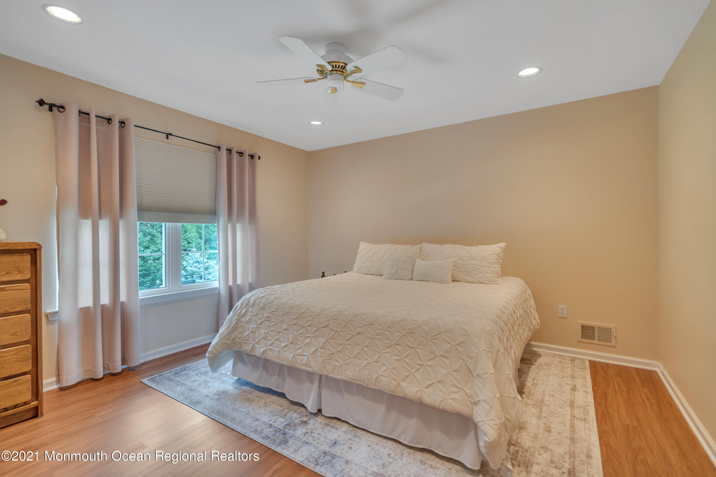 311 MacKenzie Drive Jackson, NJ 08527 - Photo 31 of 49 058_dsc08188