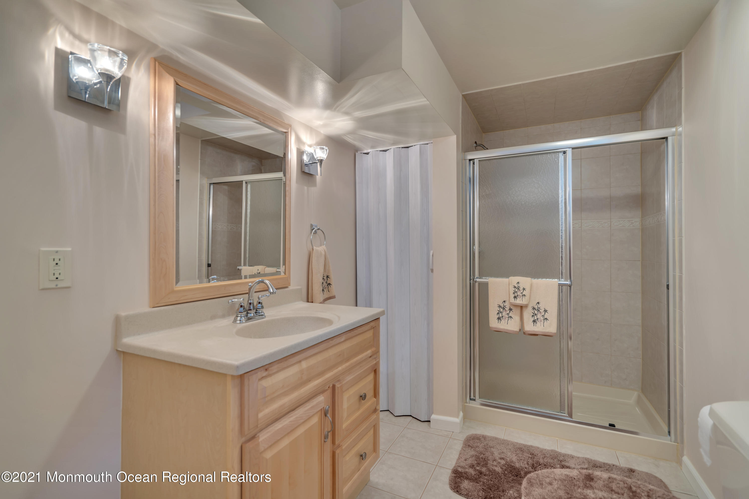 311 MacKenzie Drive Jackson, NJ 08527 - Photo 42 of 49 066_dsc08228