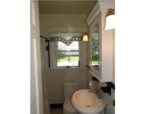 84 3rd Street Newport, RI 02840 - Photo 11 of 12 Bathroom.