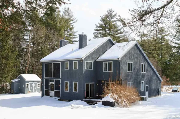 $675,000 | 16 Cortland Road, Milford, NH 03055