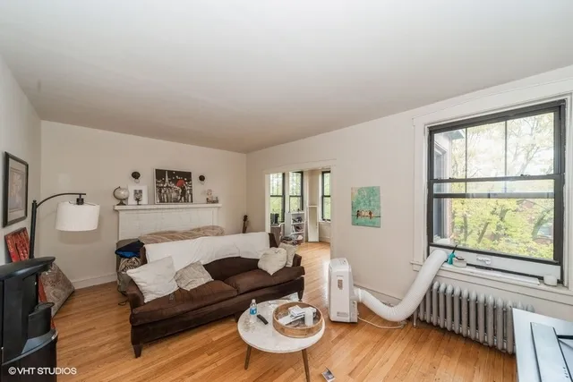 $1,400 | 403 South Kenilworth Avenue, Unit 2, Oak Park, IL 60302