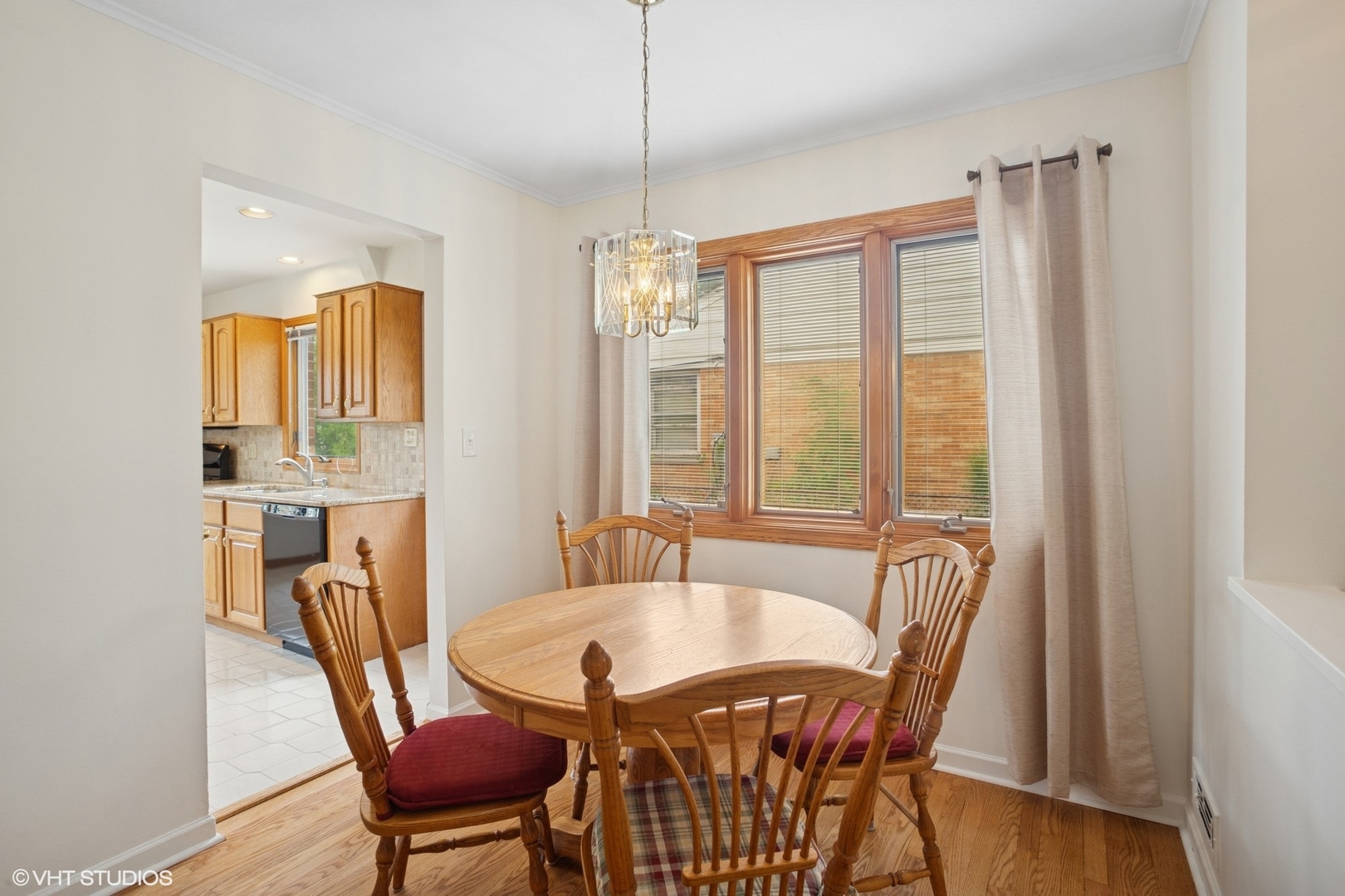 43 N Mount Des Plaines, IL 60016 - Photo 6 of 25 a view of a dining room with furniture window and outside view