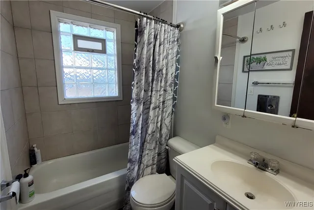 $1,995 | 51 Audet Drive, Cheektowaga, NY 14227